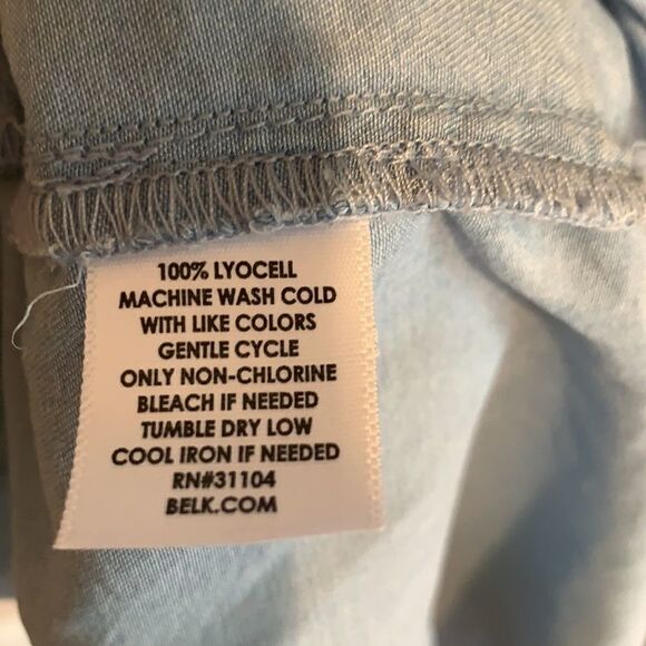 New. New Directions light wash jean dress - Picture 4 of 9